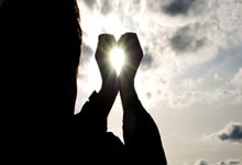 股票交易用什么软件比较好:股票短线投资技巧-“脑机接口”概念股浙江东日澄清：我们主业是管菜市场和卖豆腐！